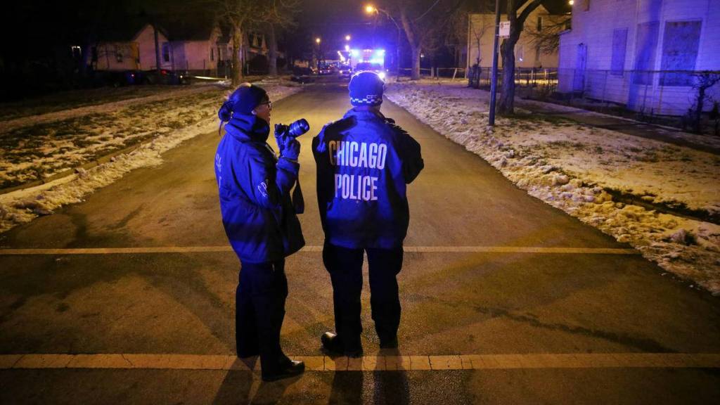 Video: 2 Dead & 10 Wounded In Chicago Drive-By Shooting