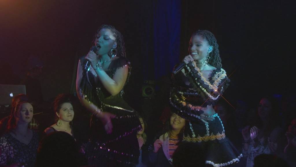 Chloe x Halle Perform 'Happy Without Me' & 'The Kids Are Alright' On Jimmy Kimmel Live!