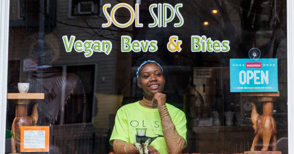Black Entrepreneur Opens Restaurant Where Customers Pay What They Can Afford