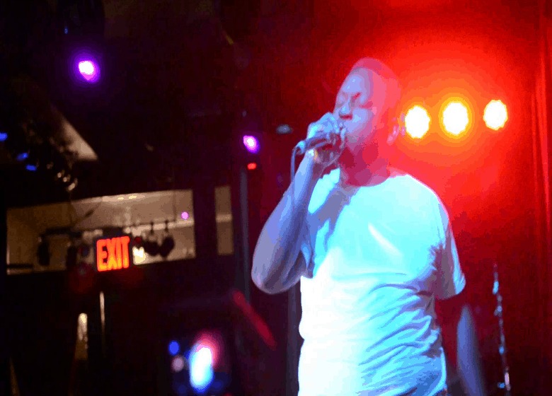 Video: Jus Smith (@ThaG5) » Let Me Be (Sadderday Concert)