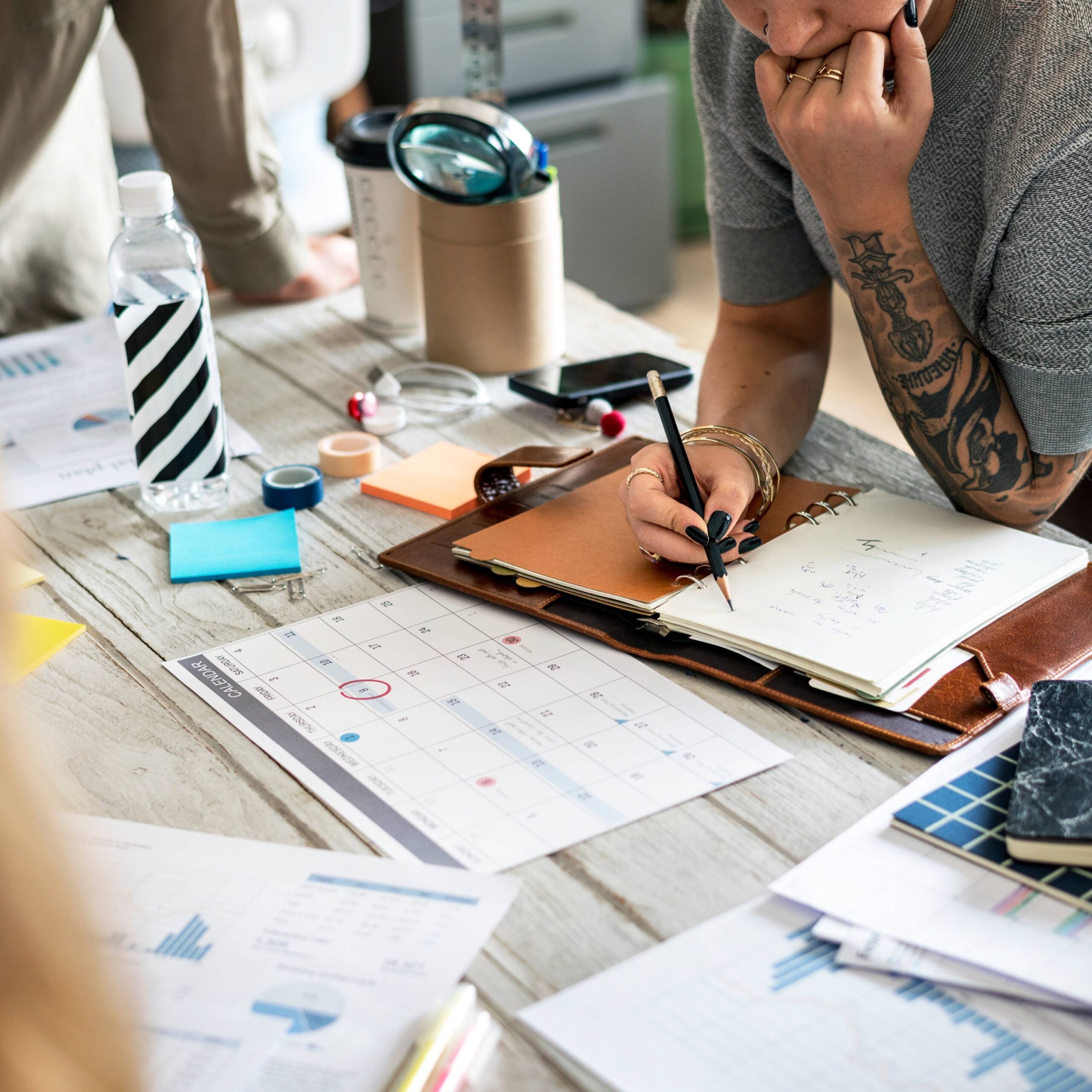 What Makes an Event Memorable and Profitable?