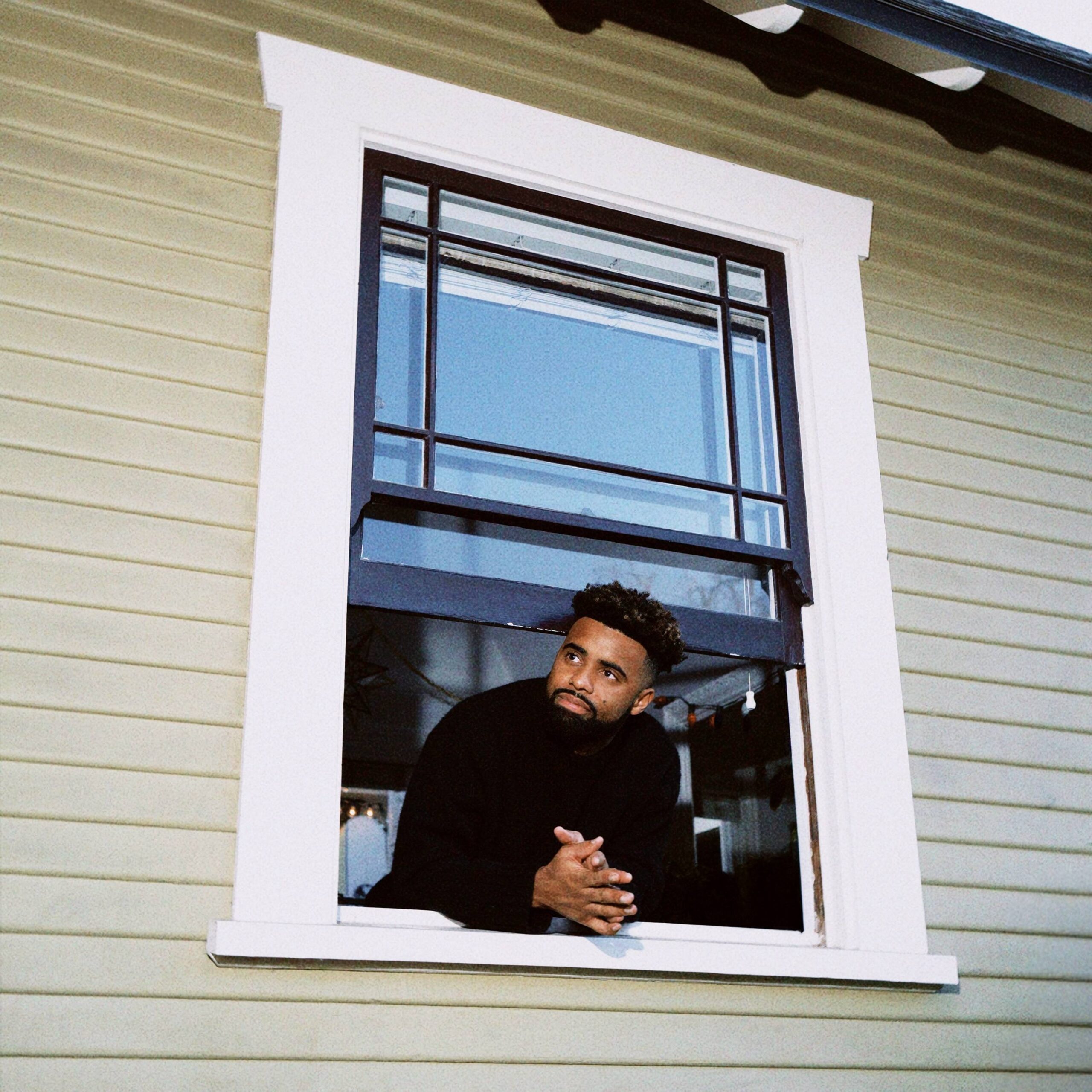 Paul Russell Drops ‘Miracle Mile’ EP + “400 Cities” Video