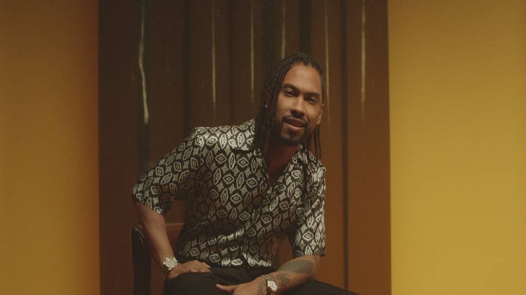 #Video: Miguel feat. J. Cole & Salaam Remi - Come Through & Chill (@Miguel @JColeNC @SalaamRemi)